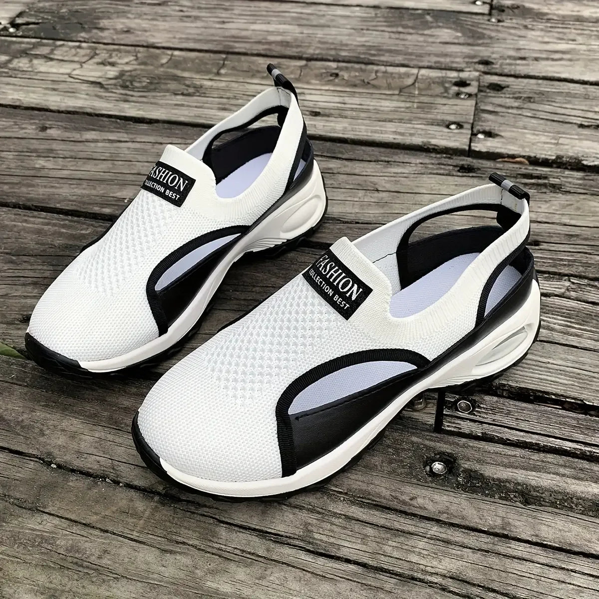 Sandalias huecas