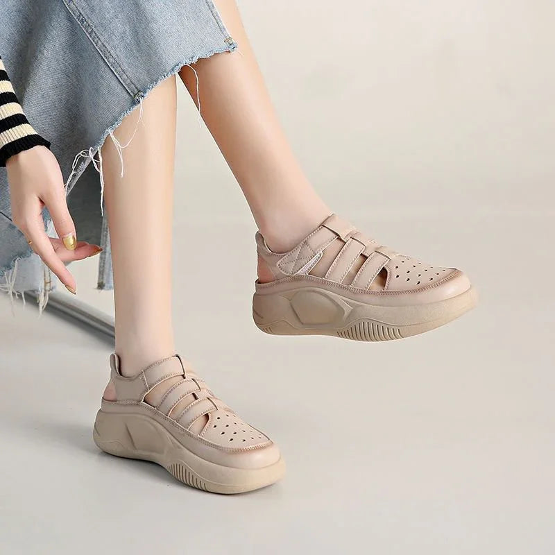 Zapatos transpirables con agujeros huecos