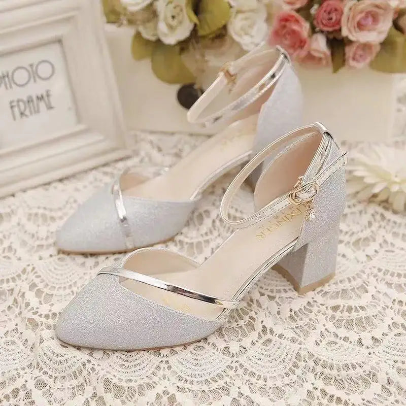Sandalias cerradas