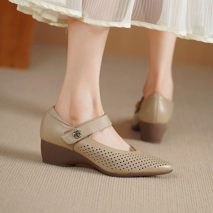 Zapatos de piel con tacón
