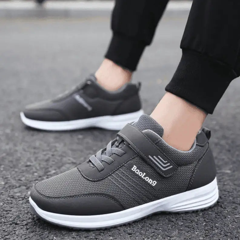 calzado deportivo para personas mayores