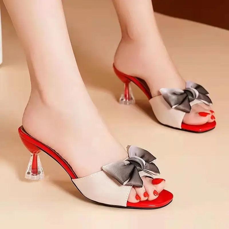 sandalias de mariposa de tacón bajo