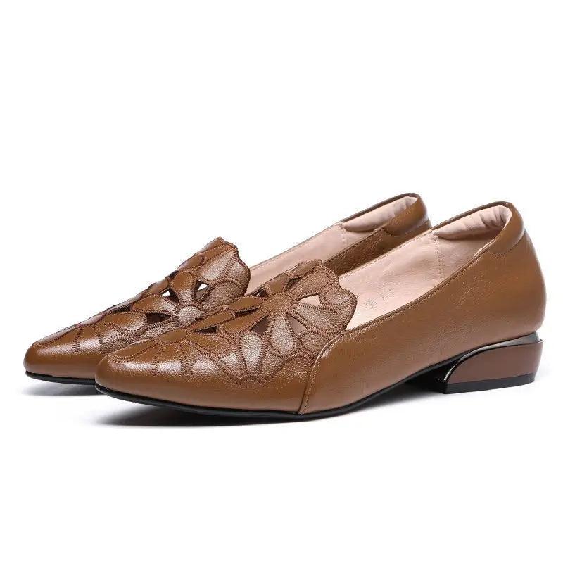 zapatos florales huecos