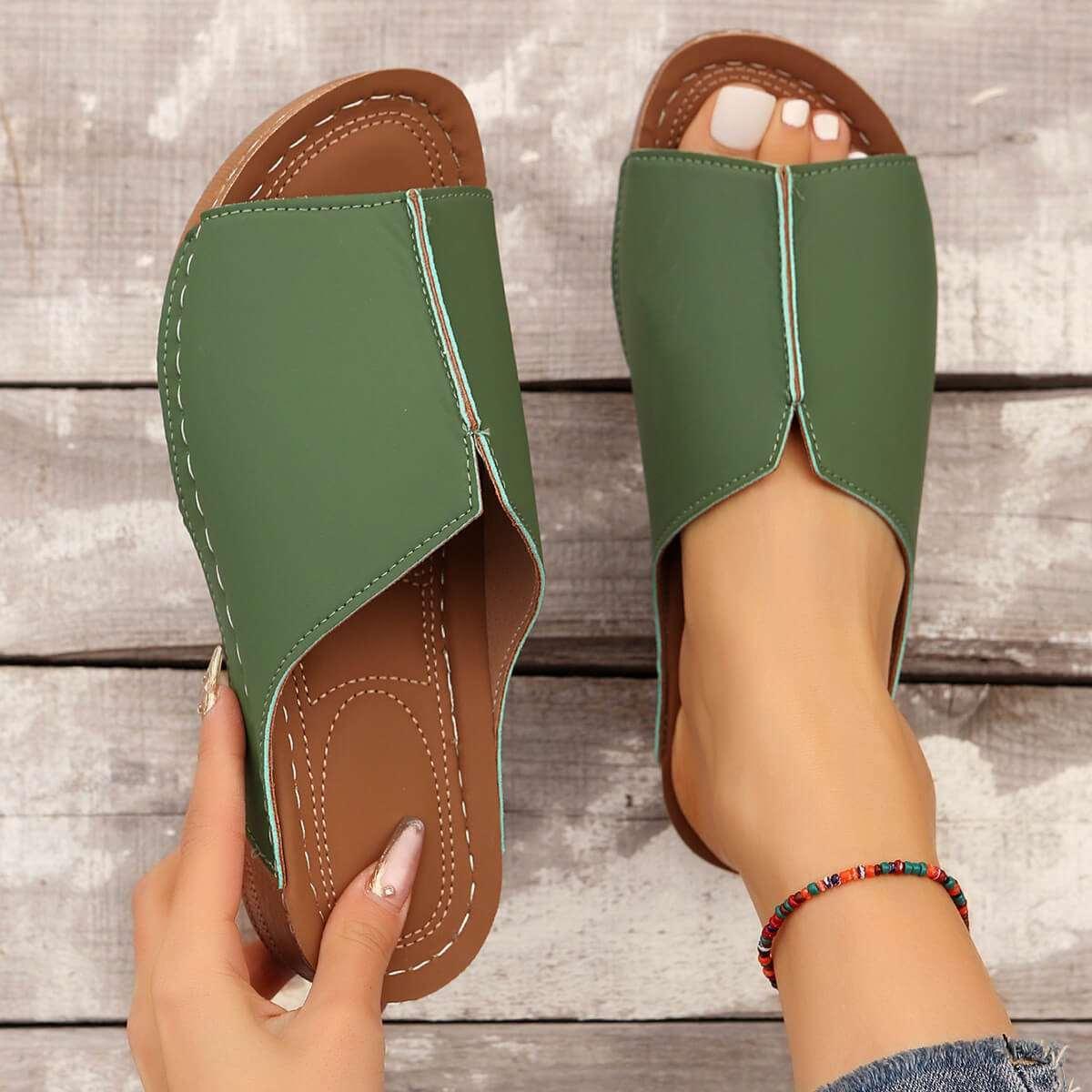Sandalias deslizantes de color en contraste para mujer