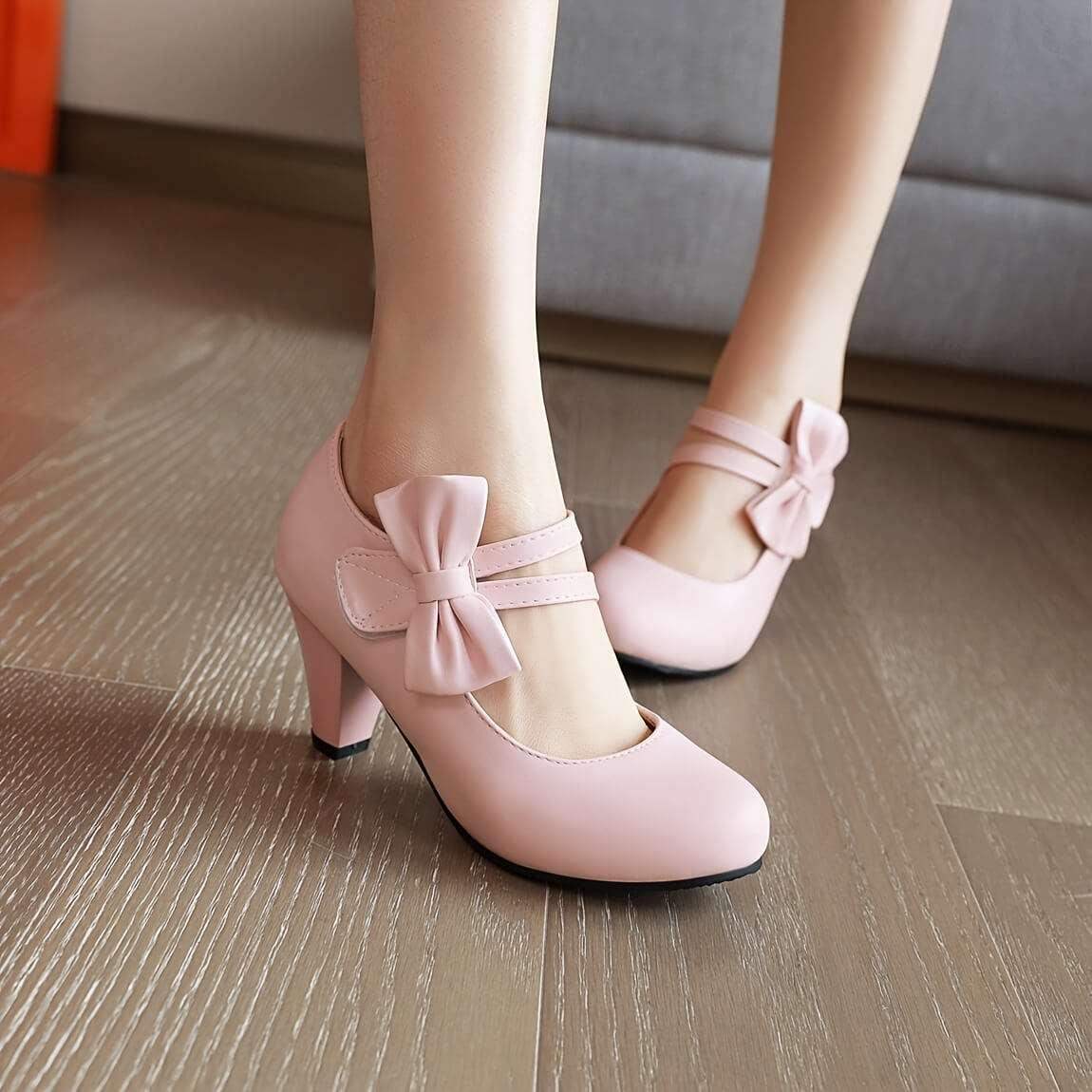 Tacones con lazo