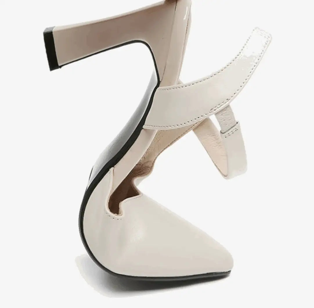 tacones cruzados