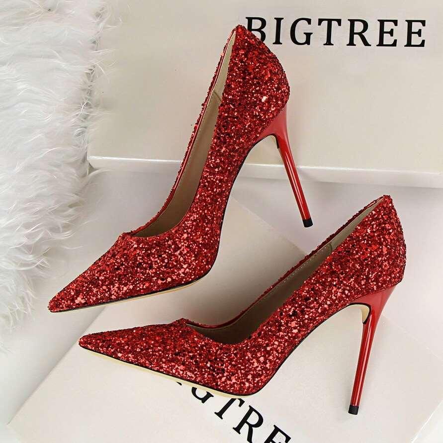 zapatos de boda de tacón alto brillantes