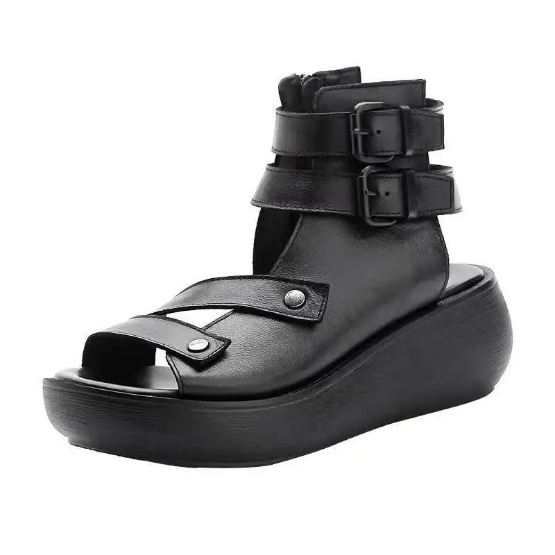 Sandalias romanas con plataforma
