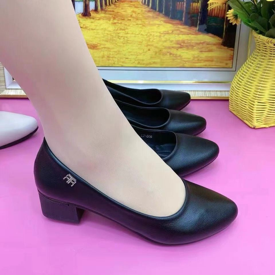 Zapatos de tacón grueso de piel suave