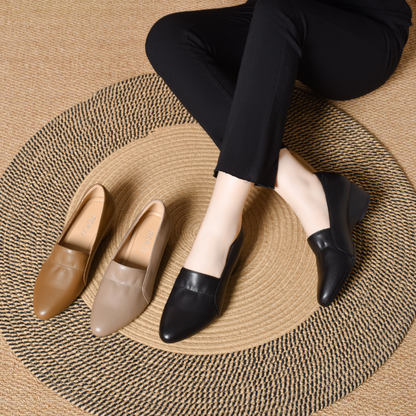 Zapatos de piel de tacón bajo con cuña