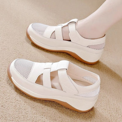 Sandalias con recorte