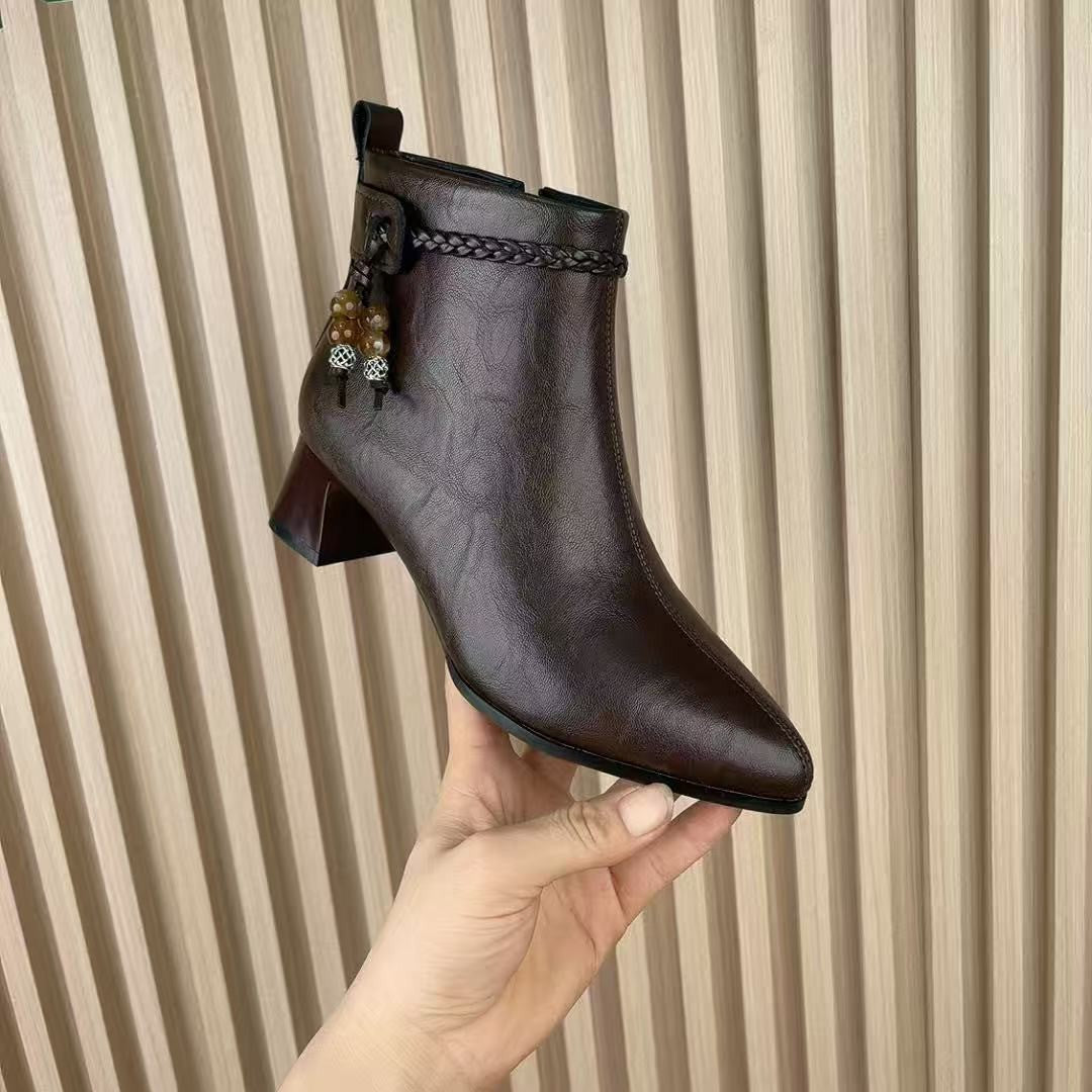 Botines de Piel con Tacón