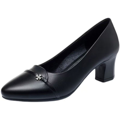 Zapatos de cuero con suela blanda