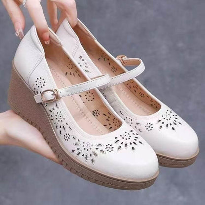 Sandalias de plataforma con recortes