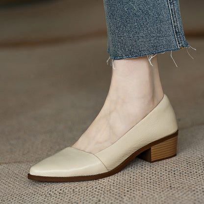 Zapatos de piel suave con punta