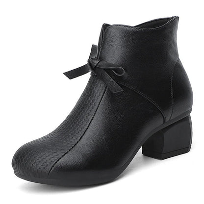 Botines retro de piel suave