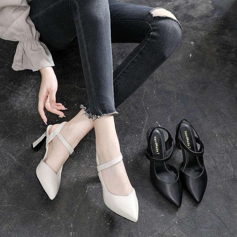 tacones cruzados